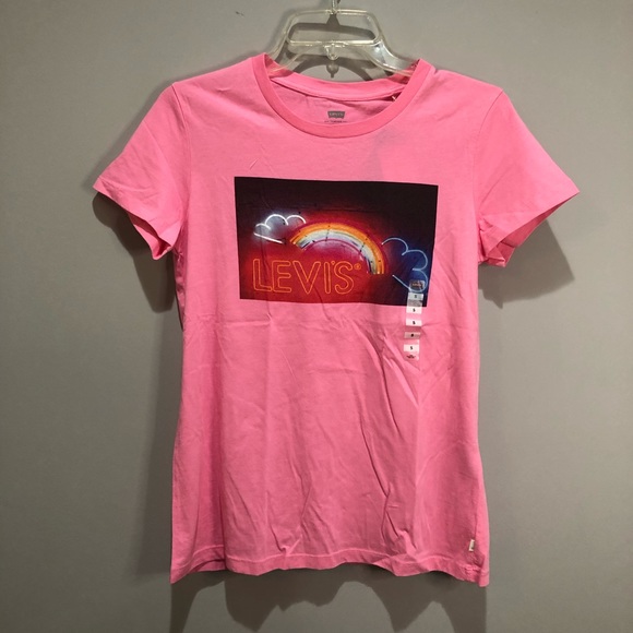 Levi's Tops - Levi’s Vintage Style Graphic Tee